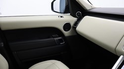 2022 (22) LAND ROVER DISCOVERY 3.0 D300 R-Dynamic HSE 5dr Auto 5857395