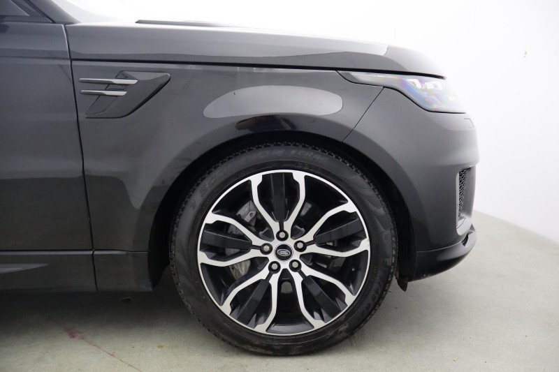 2022 (22) LAND ROVER DISCOVERY 3.0 D300 R-Dynamic HSE 5dr Auto 5857362