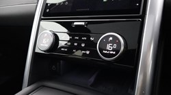 2023 (73) LAND ROVER DISCOVERY 3.0 D300 Dynamic HSE 5dr Auto 5852296