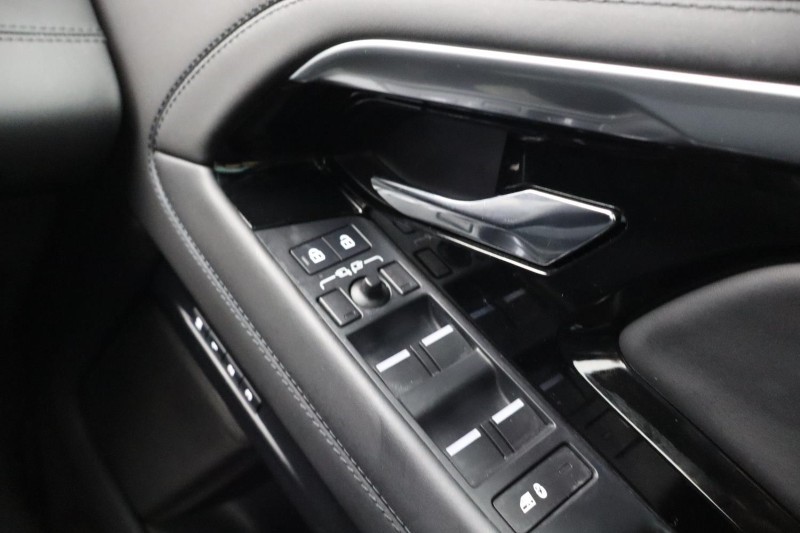 2023 (73) LAND ROVER RANGE ROVER EVOQUE 2.0 D200 R-Dynamic HSE 5dr Auto 5873837
