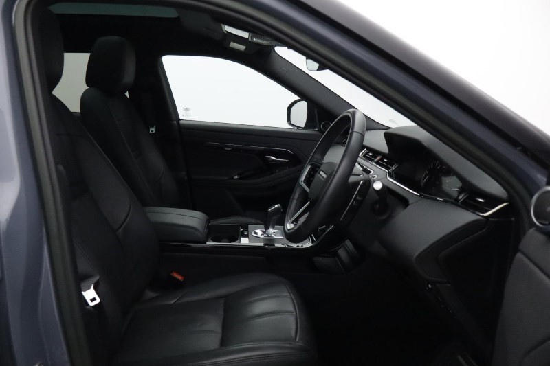 2022 (22) LAND ROVER RANGE ROVER EVOQUE 2.0 D200 Evoque Edition 5dr Auto 5836788