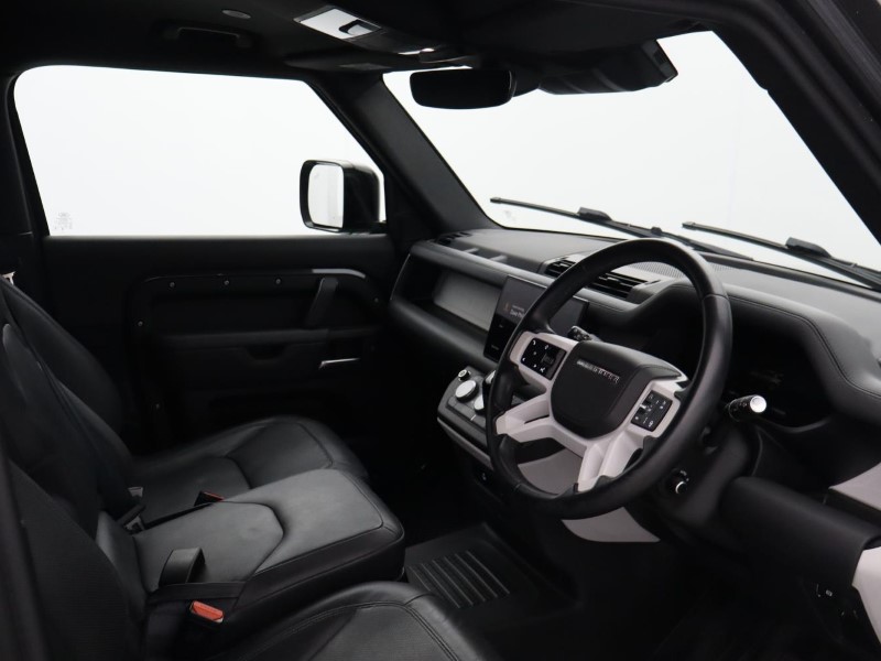 2024 (74) LAND ROVER COMMERCIAL DEFENDER 3.0 D250 Hard Top X-Dynamic HSE Auto [3 Seat] 5832274