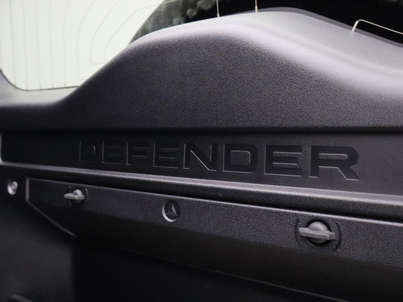2024 (74) LAND ROVER COMMERCIAL DEFENDER 3.0 D250 Hard Top X-Dynamic HSE Auto [3 Seat] 5832255