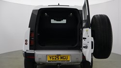 2025 (25) LAND ROVER COMMERCIAL DEFENDER 3.0 D250 Hard Top S Auto 5829792