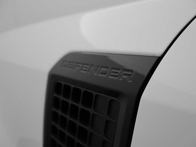 2025 (25) LAND ROVER COMMERCIAL DEFENDER 3.0 D250 Hard Top S Auto 5829801