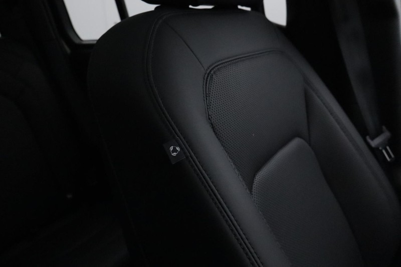 2024 (74) LAND ROVER DEFENDER 3.0 D350 X-Dynamic SE 110 5dr Auto 5850665