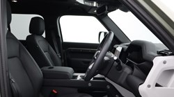 2024 (74) LAND ROVER DEFENDER 3.0 D350 X-Dynamic SE 110 5dr Auto 5850646