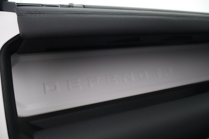 2024 (74) LAND ROVER DEFENDER 3.0 D350 X-Dynamic SE 110 5dr Auto 5850622