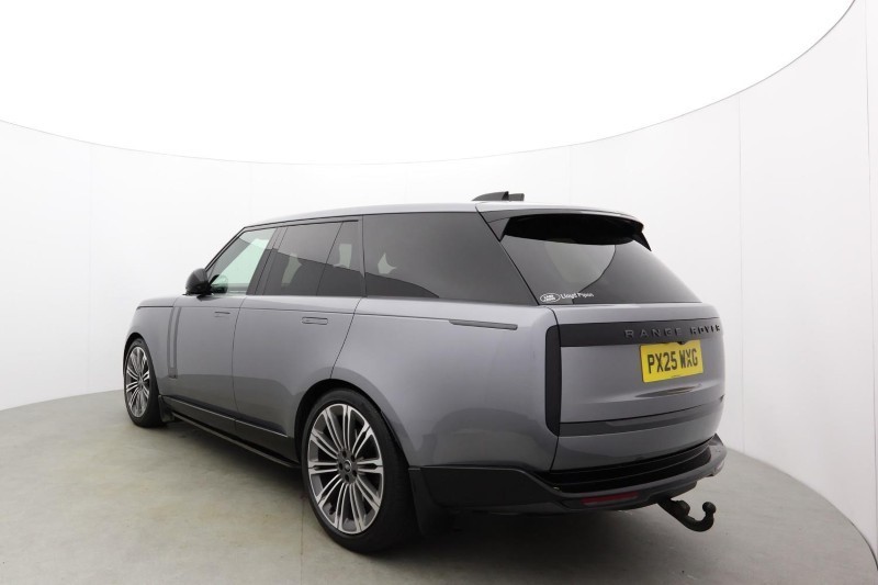 2025 (25) LAND ROVER RANGE ROVER 3.0 D350 Autobiography 4dr Auto 5859793