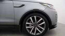 2023 (73) LAND ROVER DISCOVERY 3.0 D300 Dynamic SE 5dr Auto 5855666