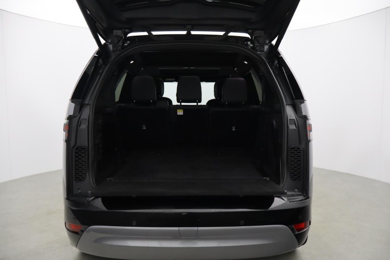 2023 (73) LAND ROVER DISCOVERY 3.0 D300 Dynamic SE 5dr Auto 5855646