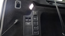 2023 (73) LAND ROVER DISCOVERY 3.0 D300 Dynamic SE 5dr Auto 5855648