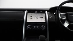 2023 (73) LAND ROVER DISCOVERY 3.0 D300 Dynamic SE 5dr Auto 5855676