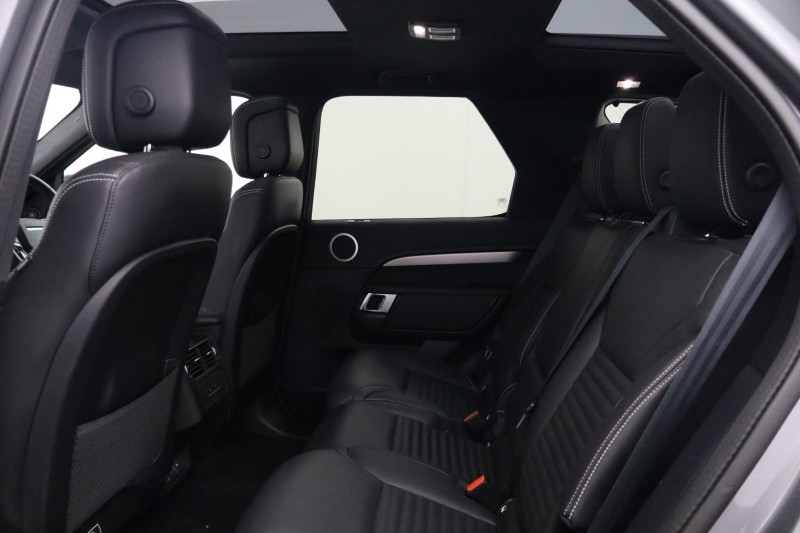 2023 (73) LAND ROVER DISCOVERY 3.0 D300 Dynamic SE 5dr Auto 5855658