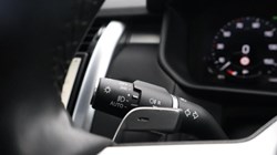 2023 (73) LAND ROVER DISCOVERY 3.0 D300 Dynamic SE 5dr Auto 5855702