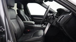 2023 (73) LAND ROVER DISCOVERY 3.0 D300 Dynamic SE 5dr Auto 5855681