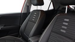 2025 (25) KIA STONIC 1.0T GDi 98 GT-Line 5dr DCT 4682546