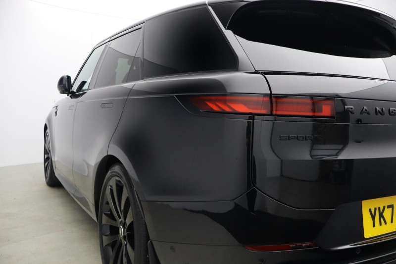 2024 (74) LAND ROVER RANGE ROVER SPORT 3.0 D300 Dynamic SE 5dr Auto 5843373