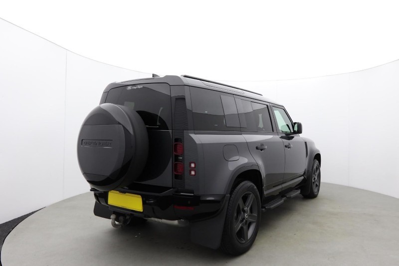 2024 (74) LAND ROVER DEFENDER 3.0 D250 X-Dynamic HSE 110 5dr Auto 5842792