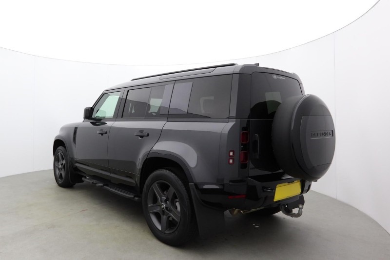 2024 (74) LAND ROVER DEFENDER 3.0 D250 X-Dynamic HSE 110 5dr Auto 5842793