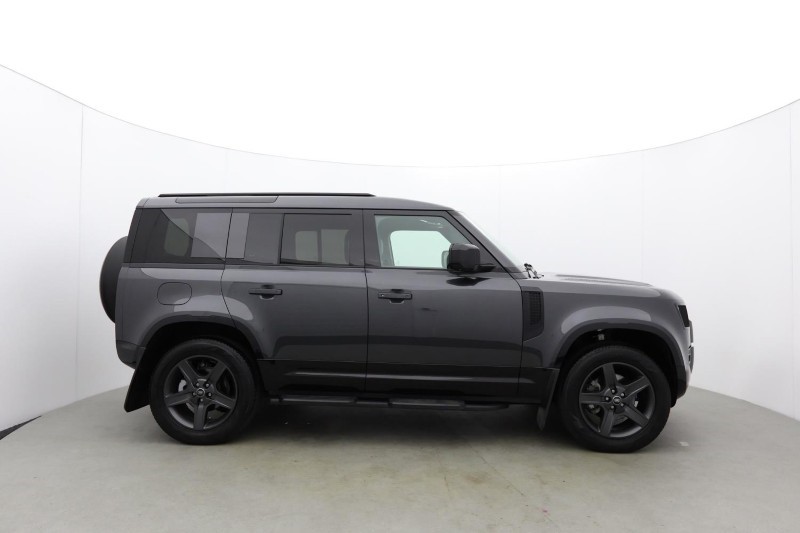 2024 (74) LAND ROVER DEFENDER 3.0 D250 X-Dynamic HSE 110 5dr Auto 5842790