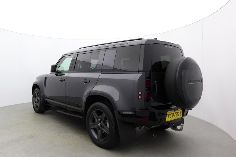 2024 (74) LAND ROVER DEFENDER 3.0 D250 X-Dynamic HSE 110 5dr Auto 5843506