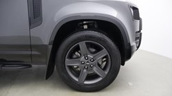 2024 (74) LAND ROVER DEFENDER 3.0 D250 X-Dynamic HSE 110 5dr Auto 5842816