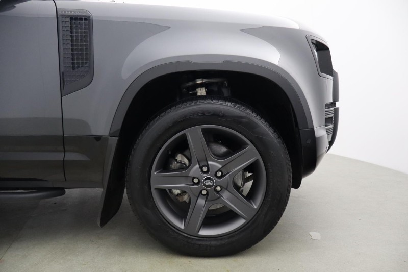 2024 (74) LAND ROVER DEFENDER 3.0 D250 X-Dynamic HSE 110 5dr Auto 5842817