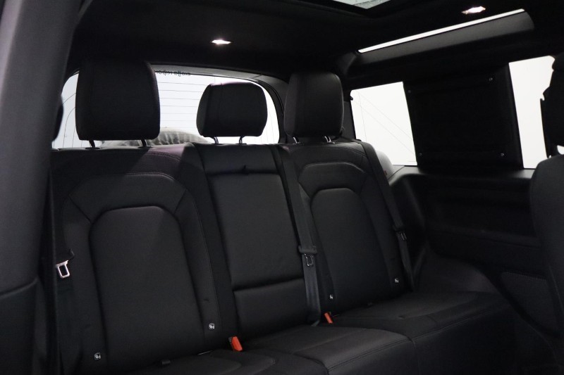 2024 (24) LAND ROVER DEFENDER 3.0 D250 X-Dynamic HSE 90 3dr Auto 5889669