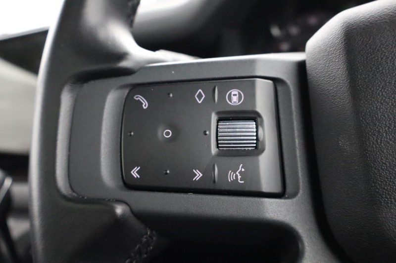 2024 (24) LAND ROVER DEFENDER 3.0 D250 X-Dynamic HSE 90 3dr Auto 5889683