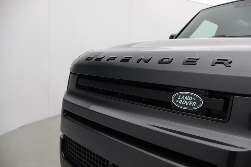 2024 (24) LAND ROVER DEFENDER 3.0 D250 X-Dynamic HSE 90 3dr Auto 5889664