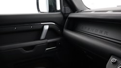 2024 (24) LAND ROVER DEFENDER 3.0 D250 X-Dynamic HSE 90 3dr Auto 5889698
