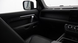 2024 (24) LAND ROVER DEFENDER 3.0 D250 X-Dynamic HSE 90 3dr Auto 5889679