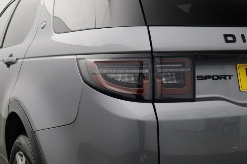 2025 (74) LAND ROVER DISCOVERY SPORT 2.0 D200 Dynamic HSE 5dr Auto [7 Seat] 5861477