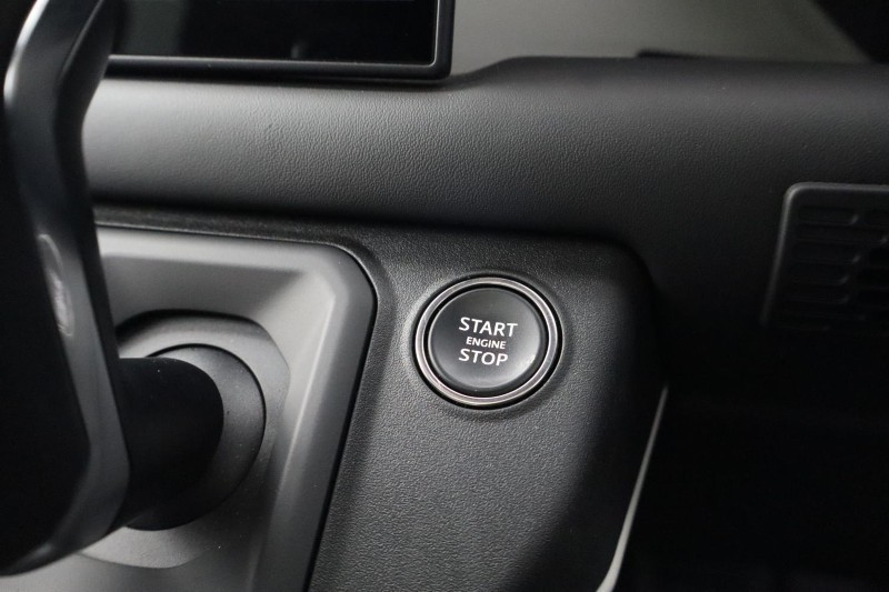 2025 (74) LAND ROVER DEFENDER 3.0 D350 X-Dynamic HSE 110 5dr Auto [7 Seat] 5861185