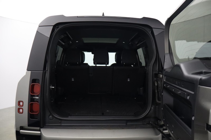 2025 (74) LAND ROVER DEFENDER 3.0 D350 X-Dynamic HSE 110 5dr Auto [7 Seat] 5861143