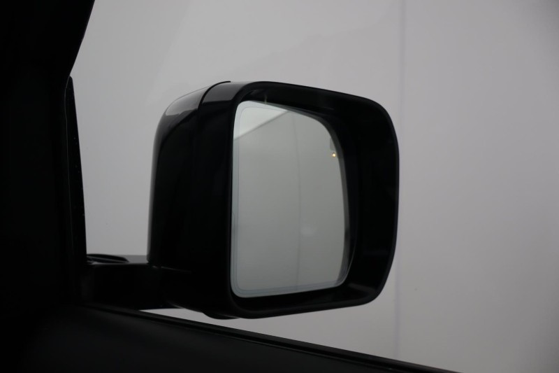 2025 (74) LAND ROVER DEFENDER 3.0 D350 X-Dynamic HSE 110 5dr Auto [7 Seat] 5861184