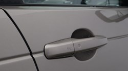 2025 (25) LAND ROVER DISCOVERY 3.0 D350 Dynamic HSE 5dr Auto 5864478