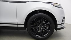 2021 (21) LAND ROVER RANGE ROVER VELAR 2.0 D200 Edition 5dr Auto 5875236