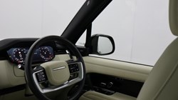 2024 (24) LAND ROVER RANGE ROVER 3.0 P400 SE 4dr Auto 5901175