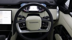 2024 (24) LAND ROVER RANGE ROVER 3.0 P400 SE 4dr Auto 5901174