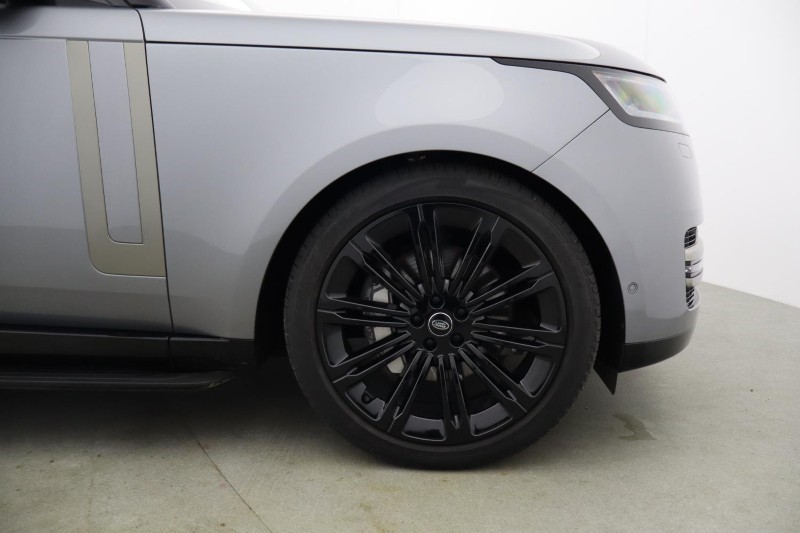 2024 (24) LAND ROVER RANGE ROVER 3.0 D300 SE 4dr Auto 5848486