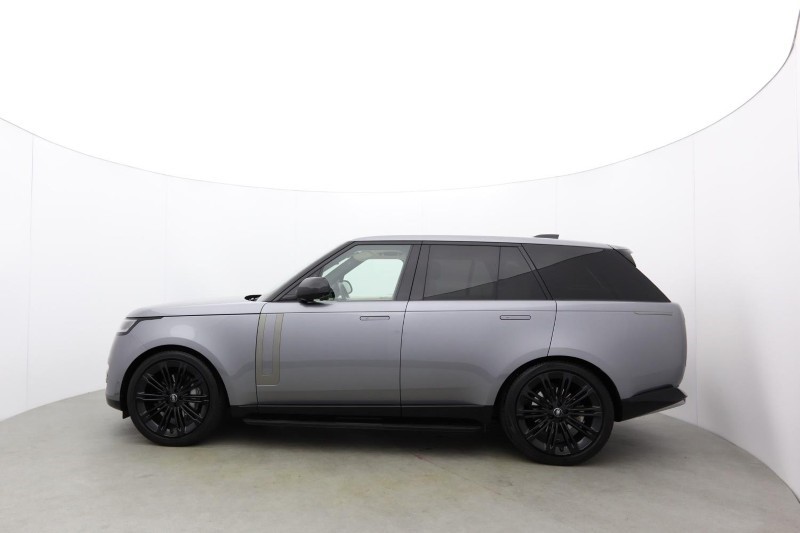 2024 (24) LAND ROVER RANGE ROVER 3.0 D300 SE 4dr Auto 5848413