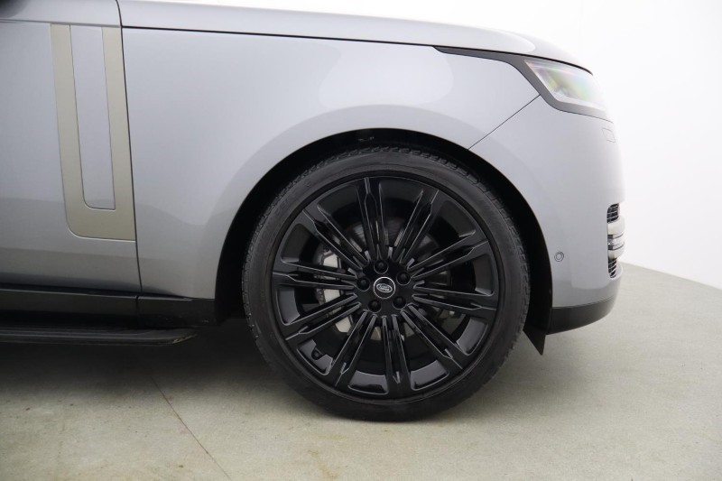 2024 (24) LAND ROVER RANGE ROVER 3.0 D300 SE 4dr Auto 5848488
