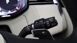 2024 (24) LAND ROVER RANGE ROVER 3.0 D300 SE 4dr Auto 5848454
