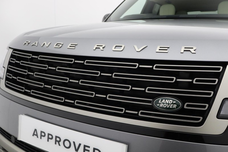 2024 (24) LAND ROVER RANGE ROVER 3.0 D300 SE 4dr Auto 5848490