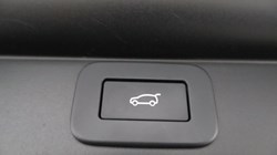 2024 (24) LAND ROVER RANGE ROVER 3.0 D300 SE 4dr Auto 5848425