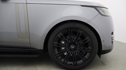 2024 (24) LAND ROVER RANGE ROVER 3.0 D300 SE 4dr Auto 5848485