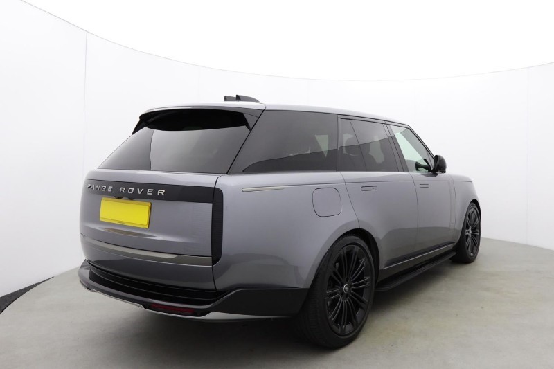 2024 (24) LAND ROVER RANGE ROVER 3.0 D300 SE 4dr Auto 5848414
