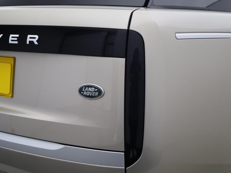 2022 (72) LAND ROVER RANGE ROVER 4.4 P530 V8 First Edition 4dr Auto 5844980